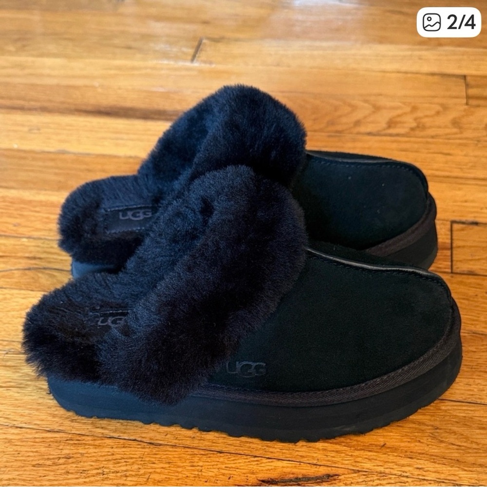 Like NEW UGG Black Disquette Slippers